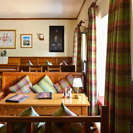 House & ホテル レンバイル