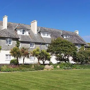 House & 4*
