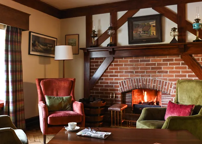 Отель House & Ренвайл